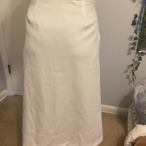 Vintage White Midi Skirt - Picture 14 of 15